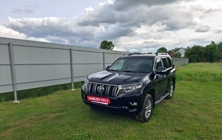 Toyota Land Cruiser Prado 150 рестайлинг 2, 2020 год, 6 100 000 рублей, 5 фотография
