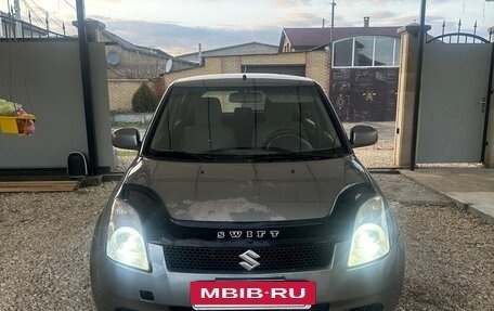 Suzuki Swift III, 2005 год, 300 000 рублей, 2 фотография