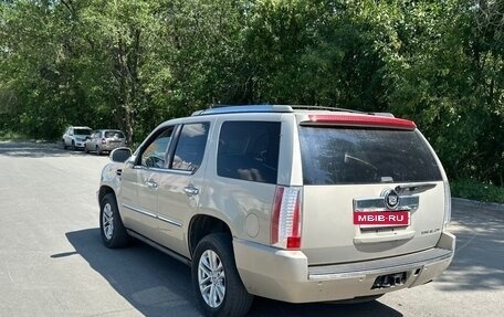 Cadillac Escalade III, 2008 год, 1 400 000 рублей, 6 фотография