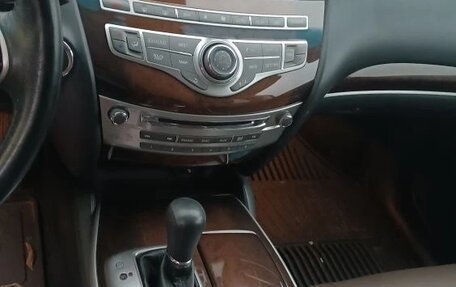 Infiniti QX60 I рестайлинг, 2015 год, 1 730 000 рублей, 9 фотография