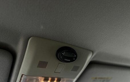 Land Rover Discovery III, 2006 год, 1 090 000 рублей, 14 фотография