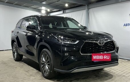 Toyota Highlander, 2025 год, 6 299 000 рублей, 7 фотография