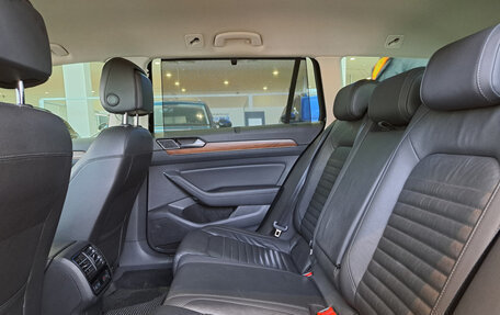 Volkswagen Passat B8 рестайлинг, 2018 год, 2 911 000 рублей, 15 фотография