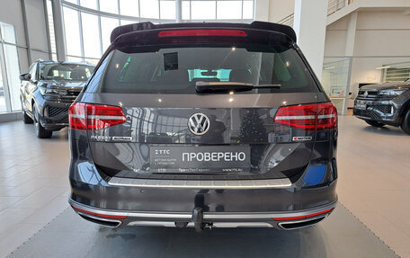 Volkswagen Passat B8 рестайлинг, 2018 год, 2 911 000 рублей, 7 фотография