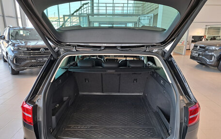 Volkswagen Passat B8 рестайлинг, 2018 год, 2 911 000 рублей, 12 фотография