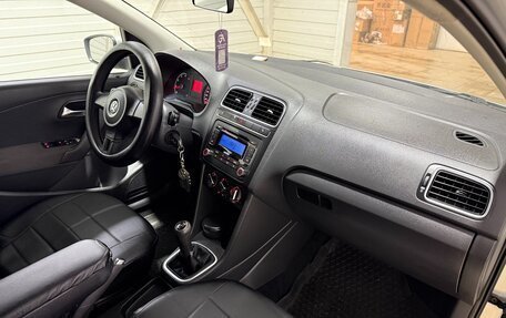 Volkswagen Polo VI (EU Market), 2011 год, 630 000 рублей, 10 фотография