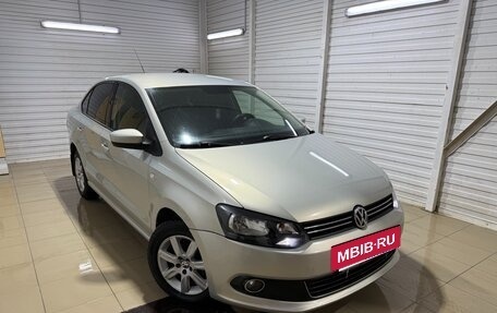 Volkswagen Polo VI (EU Market), 2011 год, 630 000 рублей, 3 фотография