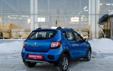 Renault Sandero II рестайлинг, 2020 год, 1 250 000 рублей, 2 фотография