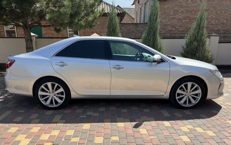 Toyota Camry, 2015 год, 1 860 000 рублей, 2 фотография