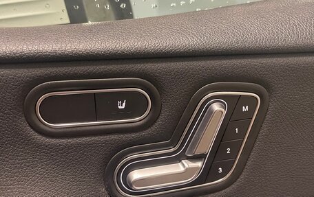 Mercedes-Benz A-Класс, 2018 год, 2 200 000 рублей, 13 фотография