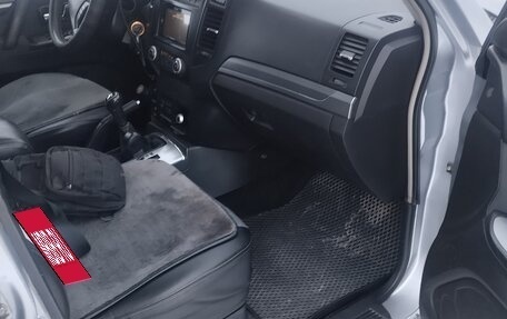 Mitsubishi Pajero IV, 2008 год, 1 400 000 рублей, 2 фотография