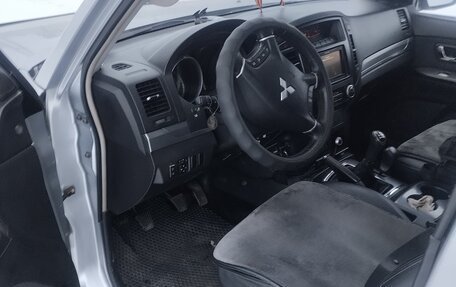 Mitsubishi Pajero IV, 2008 год, 1 400 000 рублей, 8 фотография