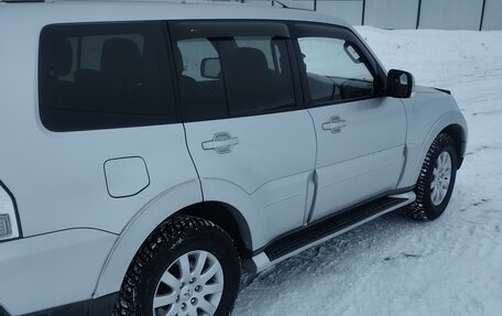 Mitsubishi Pajero IV, 2008 год, 1 400 000 рублей, 10 фотография