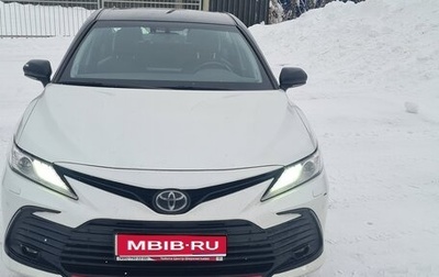 Toyota Camry, 2022 год, 4 300 000 рублей, 1 фотография