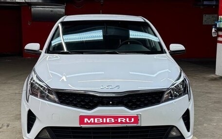 KIA Rio IV, 2021 год, 1 190 000 рублей, 1 фотография