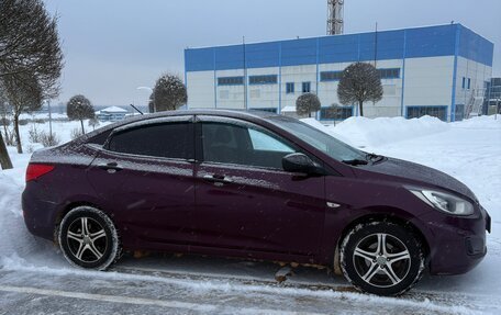Hyundai Solaris II рестайлинг, 2012 год, 670 000 рублей, 1 фотография