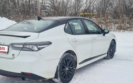 Toyota Camry, 2022 год, 4 300 000 рублей, 3 фотография