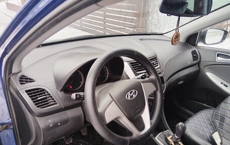 Hyundai Solaris II рестайлинг, 2013 год, 760 000 рублей, 15 фотография