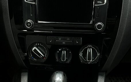 Volkswagen Jetta VI, 2016 год, 1 449 777 рублей, 12 фотография