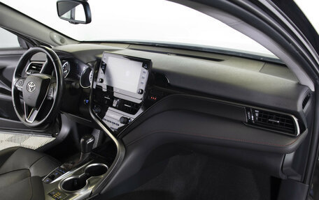 Toyota Camry, 2021 год, 3 400 000 рублей, 14 фотография