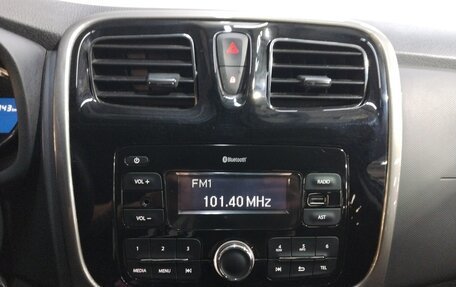 Renault Sandero II рестайлинг, 2017 год, 920 000 рублей, 11 фотография