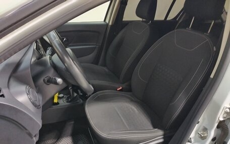 Renault Sandero II рестайлинг, 2017 год, 920 000 рублей, 6 фотография