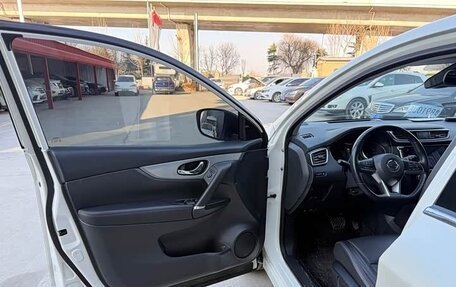 Nissan Qashqai, 2022 год, 1 630 000 рублей, 10 фотография