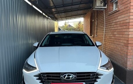 Hyundai Sonata VIII, 2022 год, 2 850 000 рублей, 5 фотография