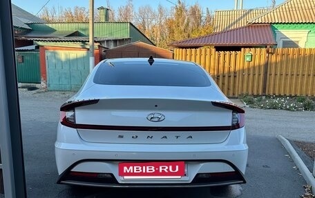 Hyundai Sonata VIII, 2022 год, 2 850 000 рублей, 4 фотография