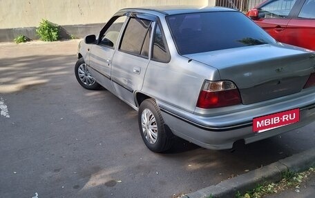 Daewoo Nexia I рестайлинг, 2003 год, 135 000 рублей, 8 фотография