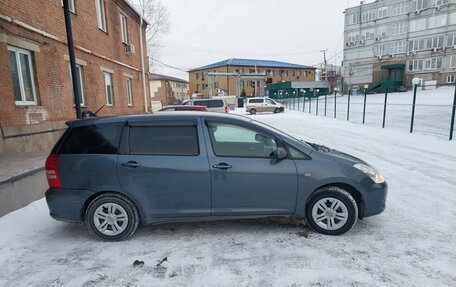 Toyota Wish II, 2003 год, 690 000 рублей, 5 фотография