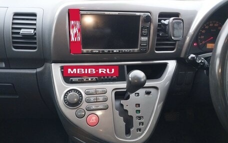 Toyota Wish II, 2003 год, 690 000 рублей, 14 фотография