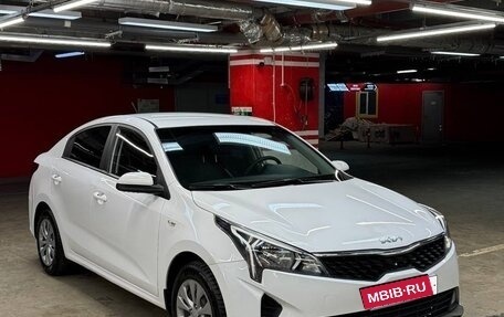 KIA Rio IV, 2021 год, 1 190 000 рублей, 2 фотография