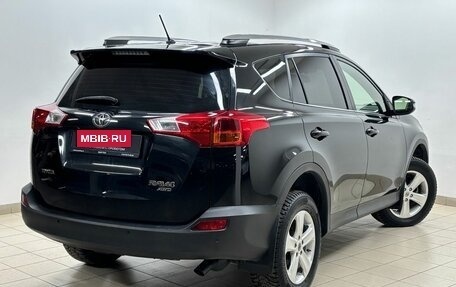 Toyota RAV4, 2015 год, 2 300 000 рублей, 4 фотография