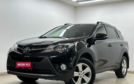 Toyota RAV4, 2015 год, 2 300 000 рублей, 7 фотография