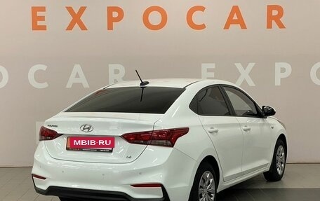 Hyundai Solaris II рестайлинг, 2019 год, 1 300 000 рублей, 5 фотография