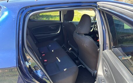 Toyota Vitz, 2018 год, 1 200 000 рублей, 9 фотография