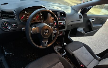 Volkswagen Polo VI (EU Market), 2012 год, 650 000 рублей, 5 фотография