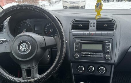 Volkswagen Polo VI (EU Market), 2011 год, 500 000 рублей, 7 фотография