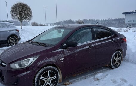 Hyundai Solaris II рестайлинг, 2012 год, 670 000 рублей, 2 фотография