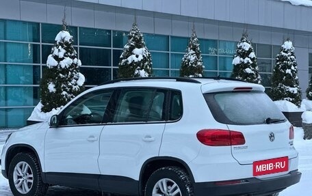 Volkswagen Tiguan I, 2016 год, 1 850 000 рублей, 4 фотография