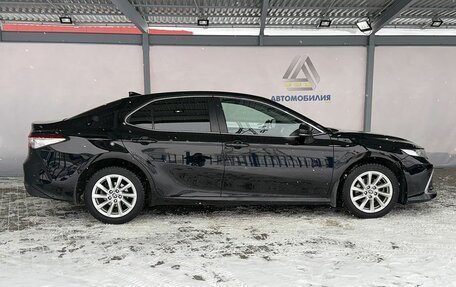 Toyota Camry, 2021 год, 2 399 000 рублей, 6 фотография