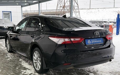 Toyota Camry, 2021 год, 2 399 000 рублей, 3 фотография