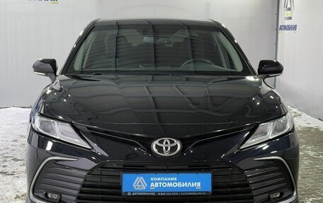 Toyota Camry, 2021 год, 2 399 000 рублей, 8 фотография