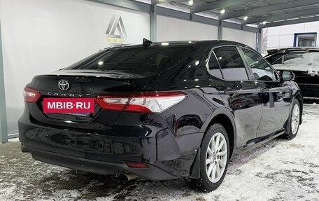 Toyota Camry, 2021 год, 2 399 000 рублей, 5 фотография