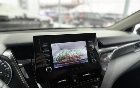 Toyota Camry, 2021 год, 2 399 000 рублей, 14 фотография