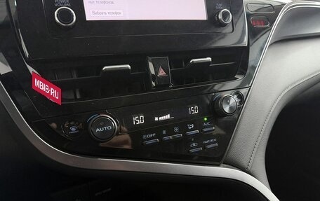 Toyota Camry, 2021 год, 2 399 000 рублей, 15 фотография