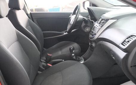 Hyundai Solaris II рестайлинг, 2012 год, 789 000 рублей, 20 фотография