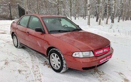 Audi A4, 1994 год, 270 000 рублей, 2 фотография