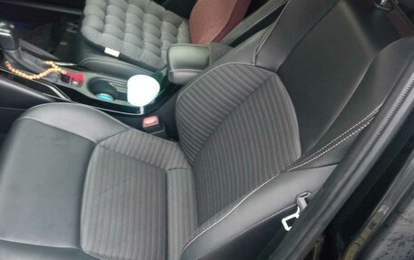 Toyota Corolla, 2020 год, 2 300 000 рублей, 10 фотография